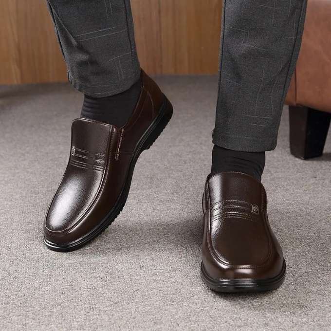 MEN'S LEATHER LOAFERS