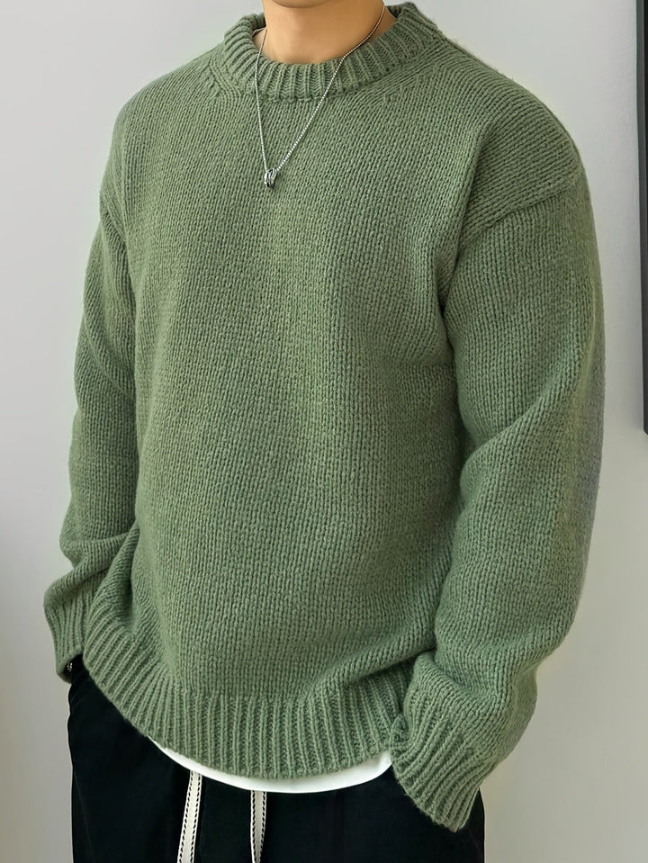 Men's Solid Knit Crewneck Sweater