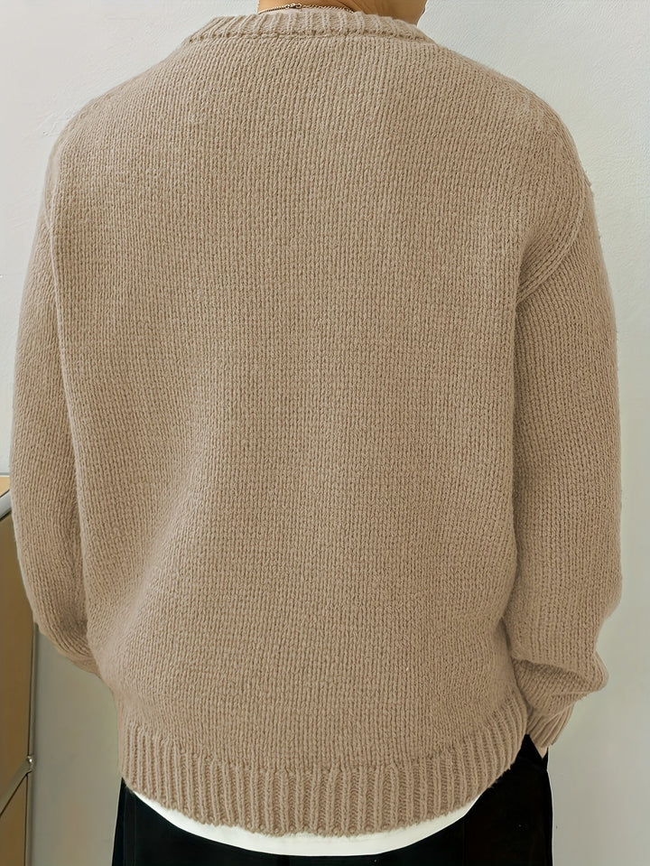 Men's Solid Knit Crewneck Sweater