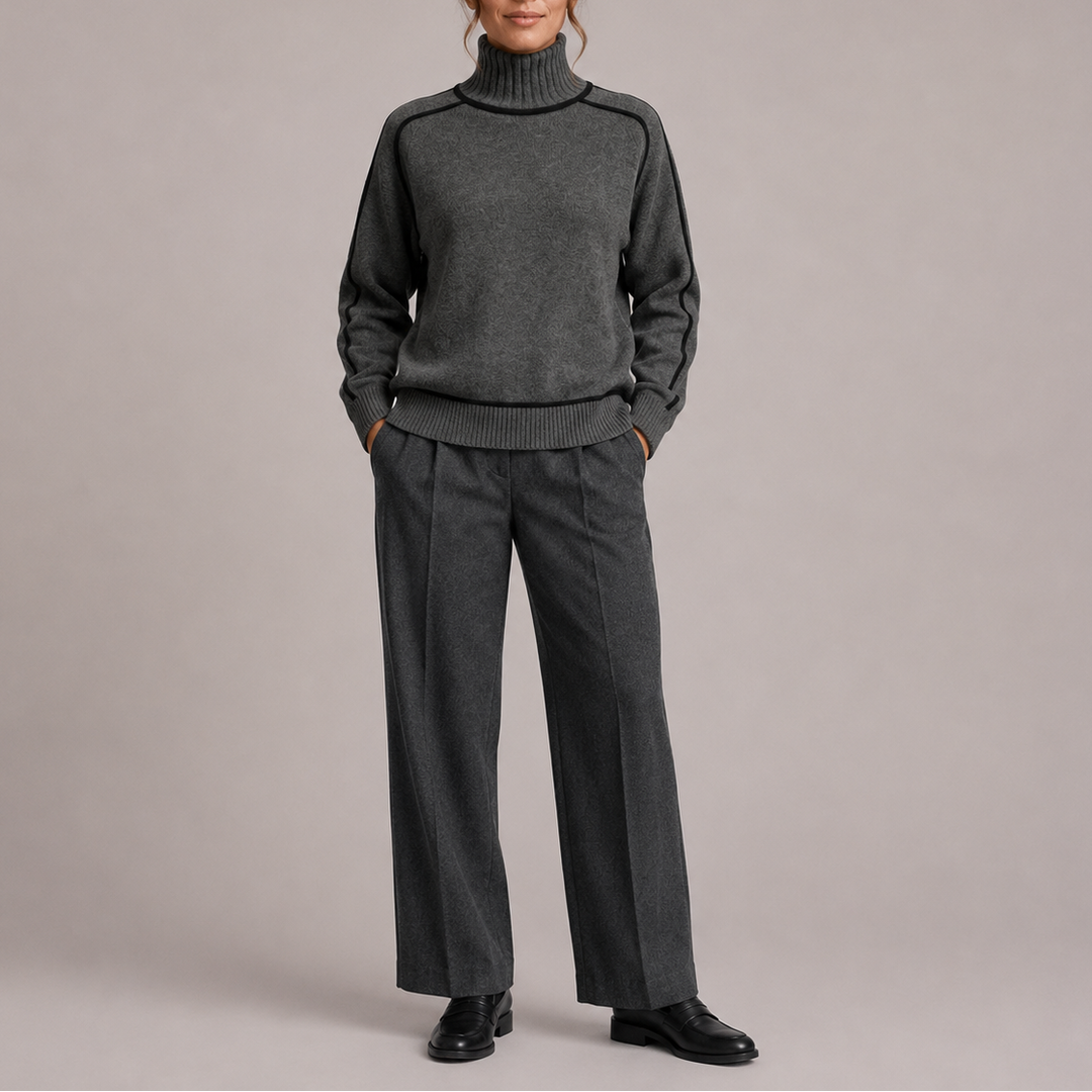 Women’s Turtleneck Sweater – Contrast Trim Knit Sweater