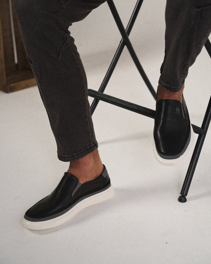 MODERN SLIP-ON SHOES FOR MEN