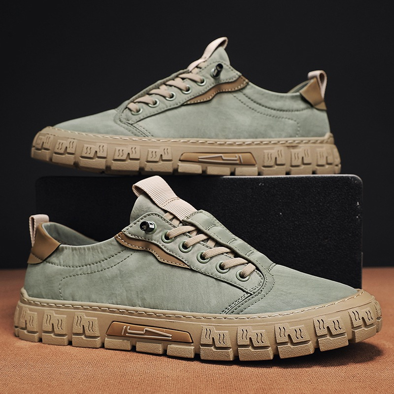 Highland Premium Sneakers