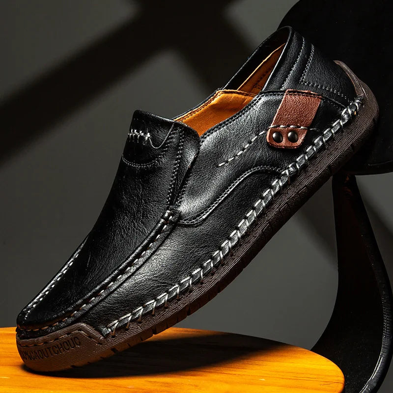 CLASSIC MEN'S LEATHER LOAFERS