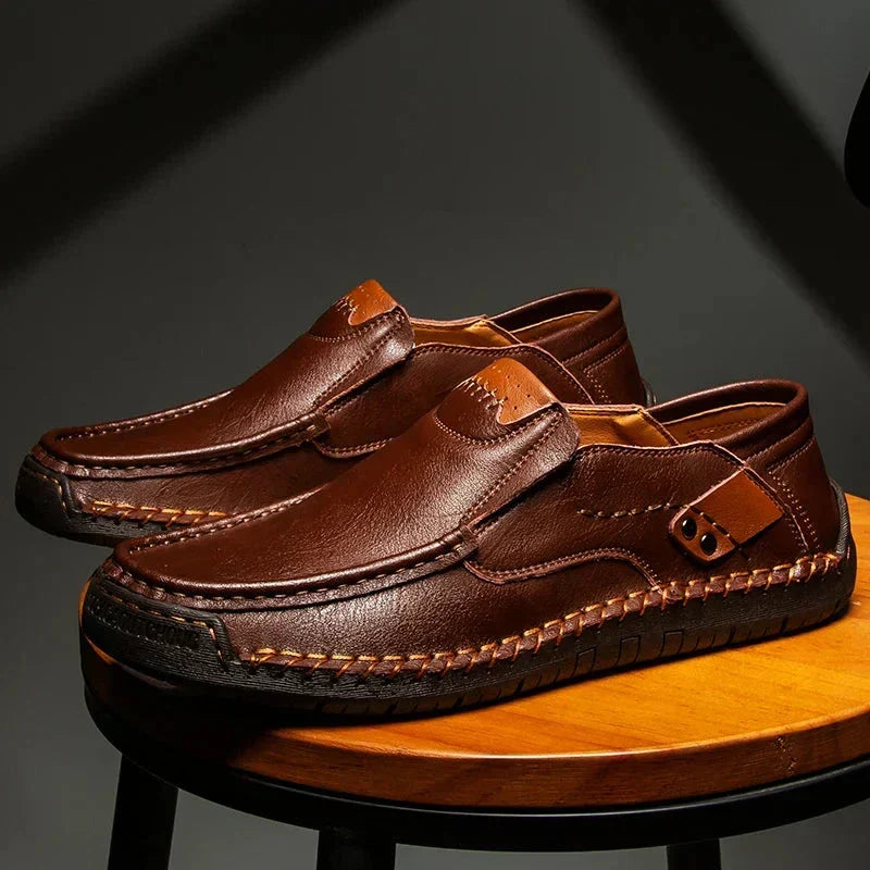 CLASSIC MEN'S LEATHER LOAFERS